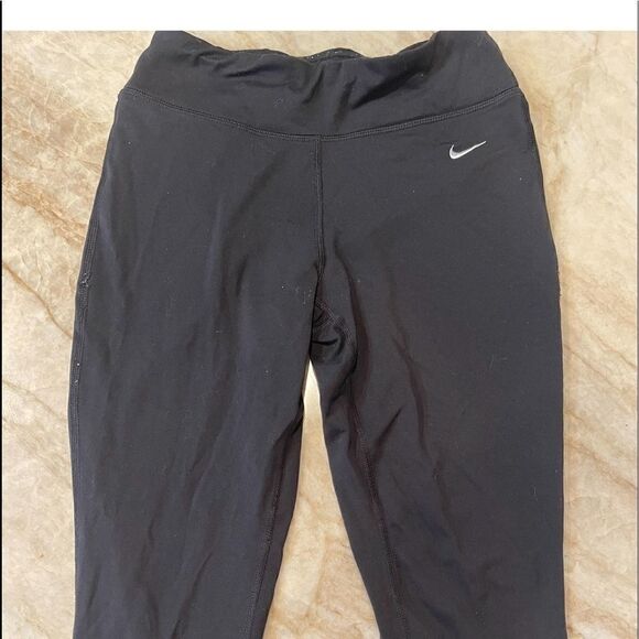 Nike Dri-fit Cropped Leggings  - Picture 1 of 8